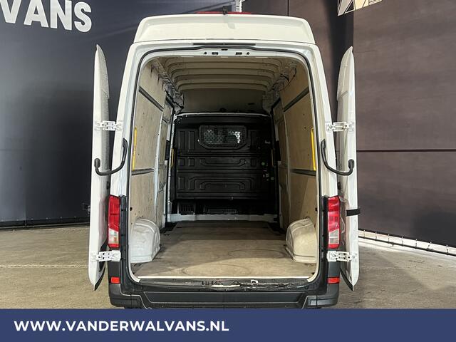 Volkswagen CRAFTER 2.0 TDI 140pk L4H4 L3H3 Hoog dak Euro6 Airco | 2x Zijdeur | Camera | Apple Carplay android auto, bijrijdersbank