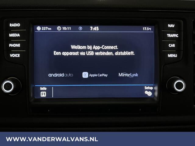 Volkswagen CRAFTER 2.0 TDI 141pk L3H3 L2H2 Euro6 Airco | Camera | Navigatie | Apple Carplay Android Auto, Parkeersensoren
