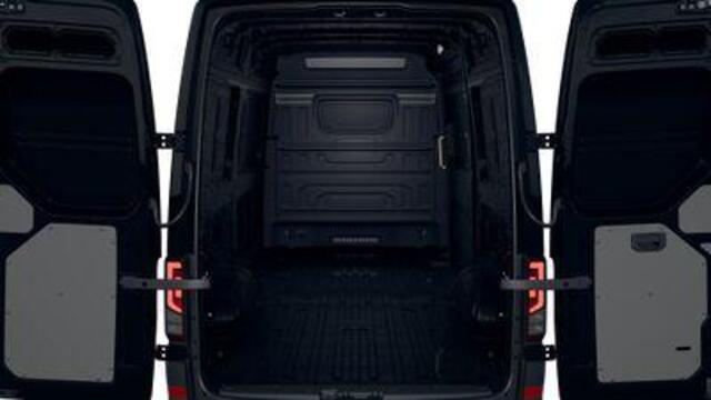 Volkswagen CRAFTER Bedrijfswagens Trendline L3H3 2.0 TDI EU6 140 pk GVW 3.0T2 VOORRAAD!! RIJKLAARPRIJS!!