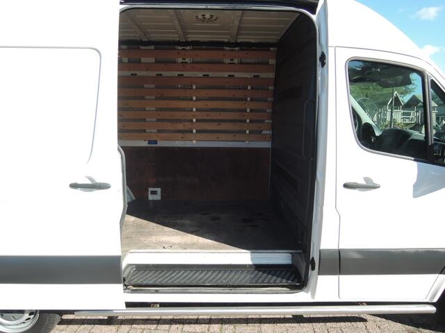 Volkswagen CRAFTER 35 2.0 TDI L2H2