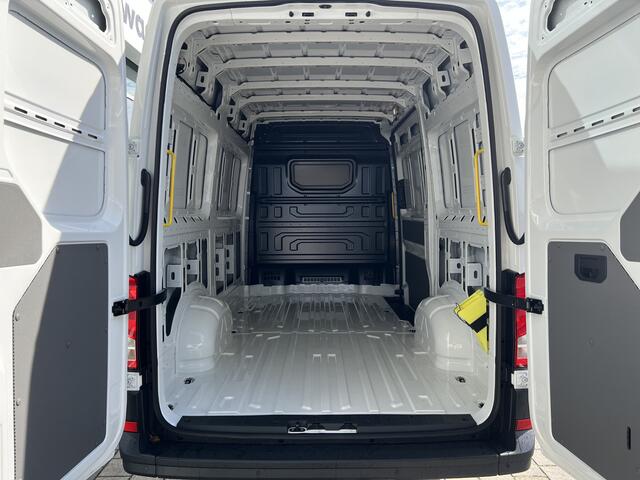 Volkswagen CRAFTER 35 2.0 TDI L3H3 140 pk hand bestelwagen