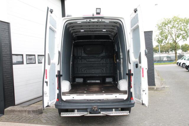 Volkswagen CRAFTER 2.0 TDI L3H3 177PK EURO 6 - Airco - Cruise - Navi - ¤17.900,- Excl.
