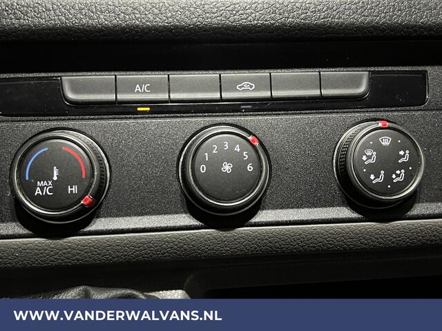 Volkswagen CRAFTER 2.0 TDI 141pk L3H3 L2H2 Euro6 Airco | 3000kg Trekhaak | Cruisecontrol Bijrijdersbank