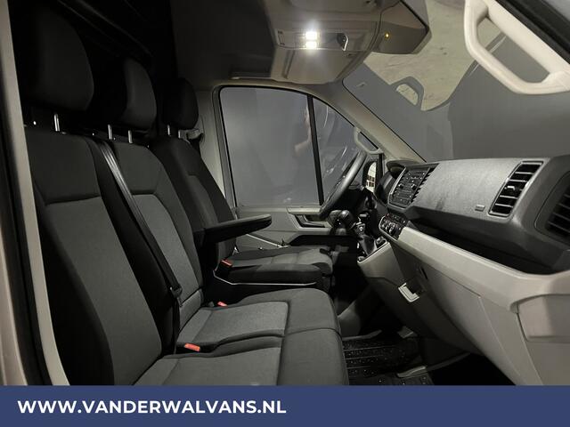 Volkswagen CRAFTER 2.0 TDI 141pk L3H3 L2H2 Euro6 Airco | 3000kg Trekhaak | Cruisecontrol Bijrijdersbank