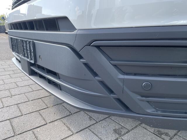 Volkswagen CRAFTER 30 2.0 TDI L3H2 Trendline 140PK hand | app connect | trekhaak