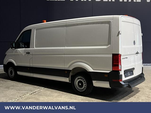 Volkswagen CRAFTER 2.0 TDI 141pk L3H2 L2H1 Euro6 Airco | Apple Carplay | Cruisecontrol Android Auto, Parkeersensoren, Stoelverwarming, Bijrijdersbank, 3000kg trekvermogen