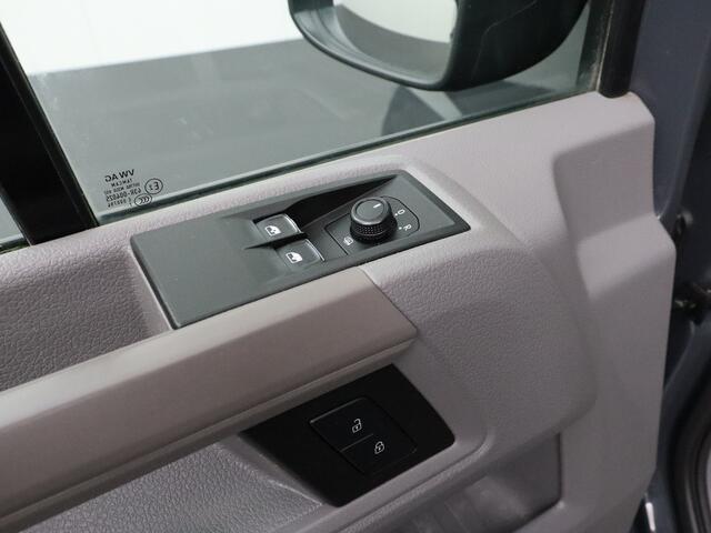 Volkswagen CRAFTER 2.0TDI 140PK L3H2 Highline | Airco | Cruise | Betimmering