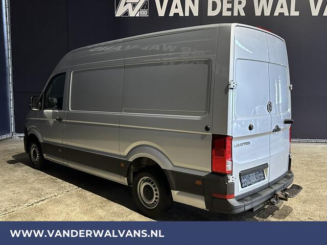Volkswagen CRAFTER 2.0 TDI 140pk L3H3 L2H2 Euro6 Airco | 3000kg Trekhaak | Navigatie | 3-Zits | apple carplay, android auto