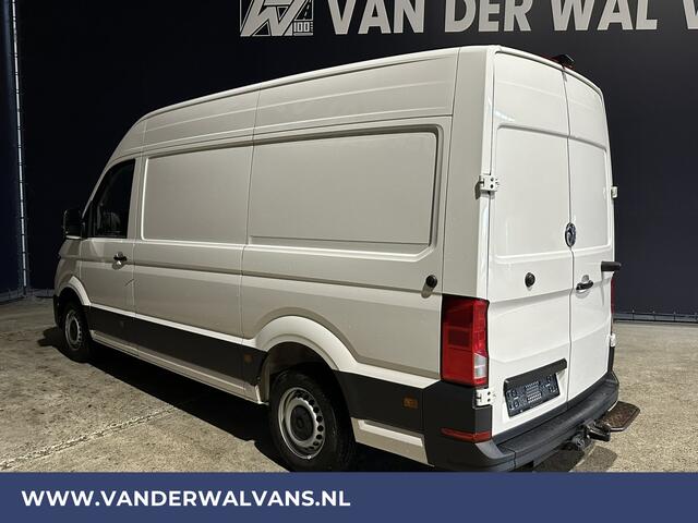 Volkswagen CRAFTER 2.0 TDI 140pk L3H3 L2H2 Euro6 Airco | 3000kg Trekhaak | Camera | Leder stuurwiel adaptieve cruisecontrol, stuurwielverwarming, chauffeursstoel, apple carplay, android auto