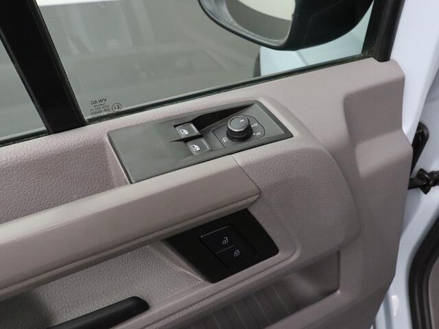 Volkswagen CRAFTER 2.0TDI L3H2 Dubbellucht | 3500Kg trekgewicht | Navigatie | Airco