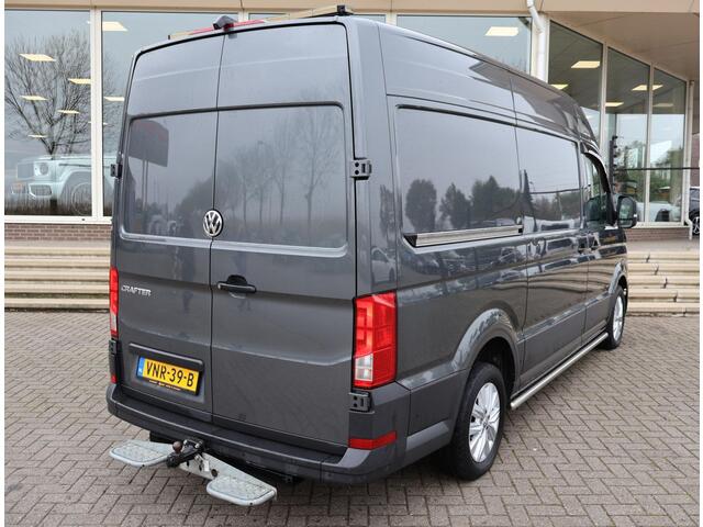 Volkswagen CRAFTER 35 2.0 TDI 140 PK DSG L3H3 + 3000 KG TREKHAAK + ADAPTIVE CRUISE / STUUR+ STOELVERW. / MASSAGE / LED / CAMERA