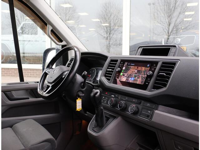Volkswagen CRAFTER 35 2.0 TDI 140 PK DSG L3H3 + 3000 KG TREKHAAK + ADAPTIVE CRUISE / STUUR+ STOELVERW. / MASSAGE / LED / CAMERA