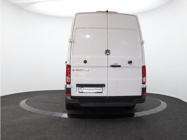 Volkswagen CRAFTER e-Crafter L3H3 36kWh | Navigatie | Vooruit verwarming | DAB |