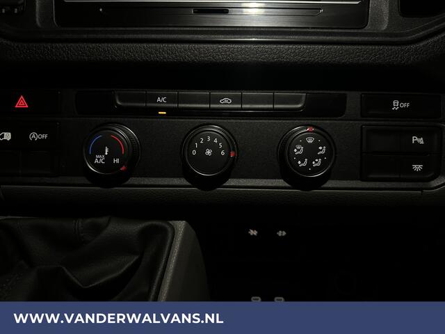Volkswagen CRAFTER 2.0 TDI 140pk L3H3 L2H2 Euro6 Airco | Camera | Apple Carplay | Android Auto Parkeersensoren, Bijrijdersbank