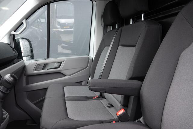 Volkswagen CRAFTER L3H3 2.0Tdi 177Pk | 35 | 3.500Kg trekgewicht | Achteruitrijcamera | Ergo Comfort Stoel | Reflex Zilver