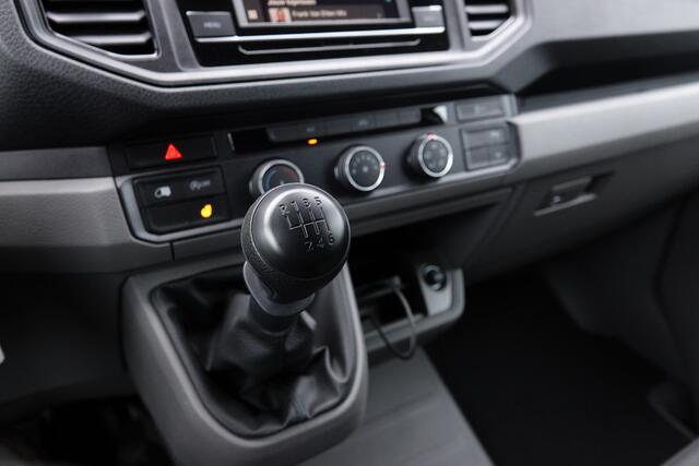 Volkswagen CRAFTER L3H3 2.0Tdi 177Pk | 35 | 3.500Kg trekgewicht | Achteruitrijcamera | Ergo Comfort Stoel | Reflex Zilver