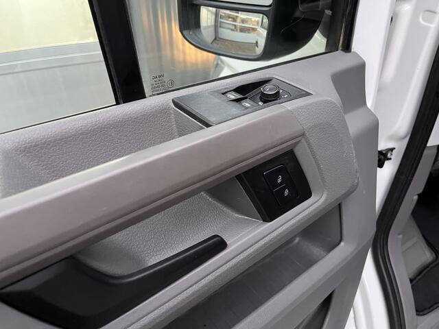 Volkswagen CRAFTER 35 2.0 TDI L3H3 Werkplaats inrichting Kast Inrichting Servicewagen Omvormer Standkachel Airco Cruise controle Camera Sortimo inrichting 1e eigenaar Dealer onderhouden Euro 6 Bpm vrij voor particulier gebruik