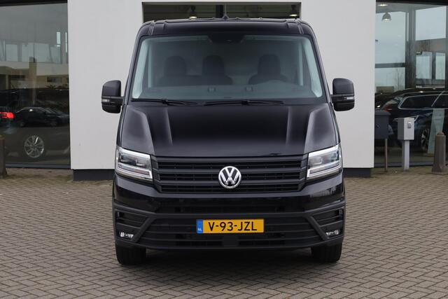 Volkswagen CRAFTER 35 2.0 TDI L3H2 Exclusive 177PK / 130kW Achteruitrijcamera, Apple Carplay & Android Auto, adaptive cruise control met Stop & Go, verwarmbare voorruit, alarmsysteem, LED koplampen, bijrijdersbank met opbergvak, parkeersensoren voor + achter, versterkte ver