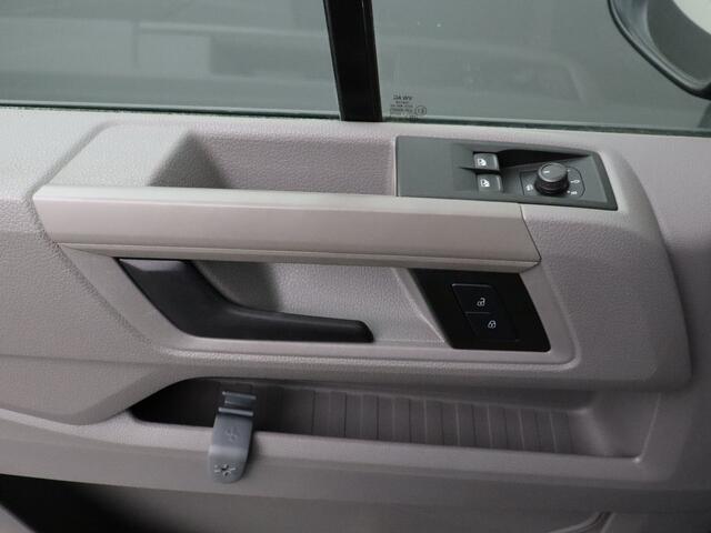 Volkswagen CRAFTER 2.0TDI 140PK L3H2 Highline | Navigatie | Parkpilot | Betimmering