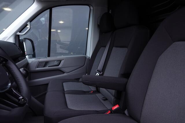 Volkswagen CRAFTER L3H3 2.0Tdi 177Pk | 35 | 3.500Kg Trekgewicht | Achteruitrijcamera | Ergo Comfort Stoel | 18'' | Reflex Zilver