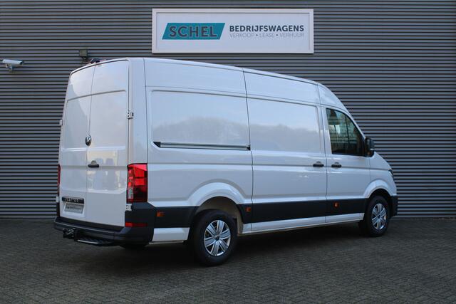 Volkswagen CRAFTER 35 2.0 TDI L3H3 177pk - Facelift - Navigatie - LED - Geveerde stoel - Virtual cockpit - Camera - Trekhaak - Stoelverwarming - Rijklaar