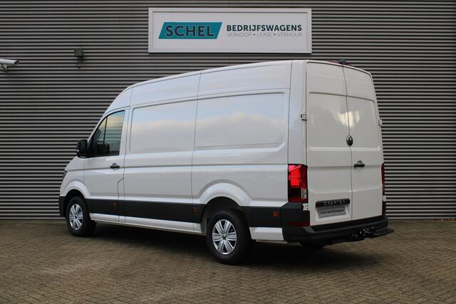 Volkswagen CRAFTER 35 2.0 TDI L3H3 177pk - Facelift - Navigatie - LED - Geveerde stoel - Virtual cockpit - Camera - Trekhaak - Stoelverwarming - Rijklaar