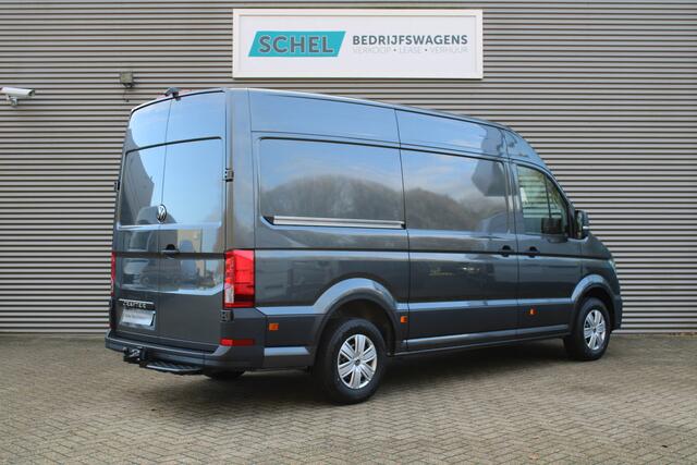 Volkswagen CRAFTER 35 2.0 TDI L3H3 177pk - Facelift - Navigatie - LED - Geveerde stoel - Virtual cockpit - Camera - Trekhaak - Stoelverwarming - Rijklaar