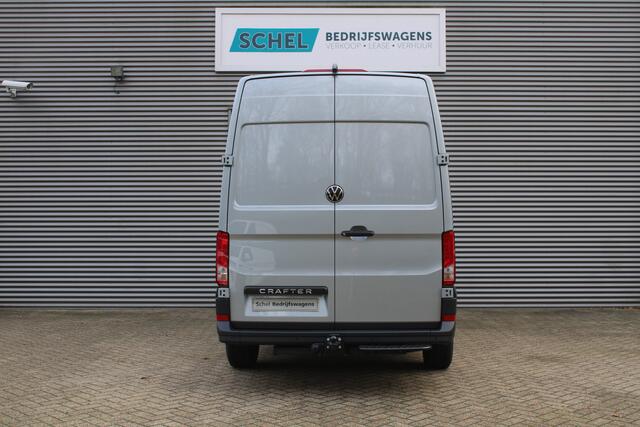 Volkswagen CRAFTER 35 2.0 TDI L3H3 177pk - Facelift - Navigatie - LED - Geveerde stoel - Virtual cockpit - Camera - Trekhaak - Stoelverwarming - Rijklaar
