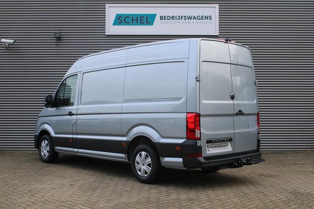 Volkswagen CRAFTER 35 2.0 TDI L3H3 177pk - Facelift - Navigatie - LED - Geveerde stoel - Virtual cockpit - Camera - Trekhaak - Stoelverwarming - Rijklaar