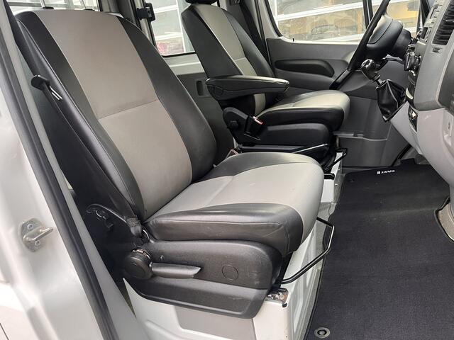 Volkswagen CRAFTER 2.0 TDI Kipper Laadkraan Hiab XS-044 afstandsbedieningssysteem Openlaadbak Airco Cruise controle 6-Persoons Pick-up Euro 5 Ex gemeente Bpm vrij Werkverlichting Kieperkraan Autolaadkraan Open laadbak