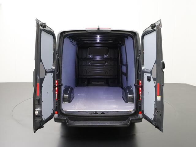 Volkswagen CRAFTER 2.0TDI 140PK L3H2 Highline | Navigatie | Camera | Airco | Cruise | Betimmering