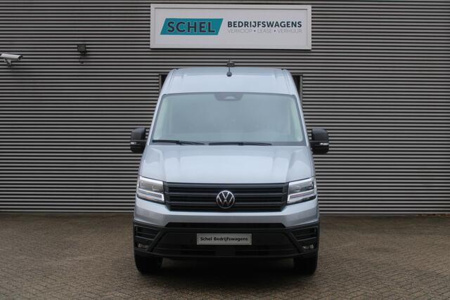 Volkswagen CRAFTER 35 2.0 TDI L3H3 177pk - Facelift - 2x Schuifdeur - Navigatie - LED - Geveerde stoel - Virtual cockpit - Camera - Trekhaak - Stoelverwarming - Rijklaar