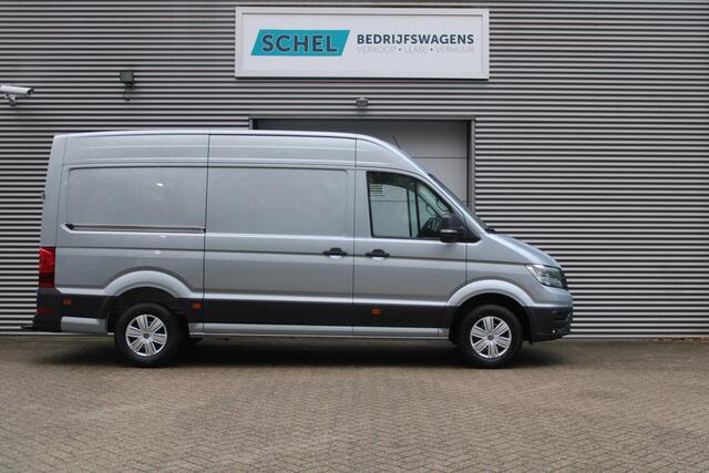 Volkswagen CRAFTER 35 2.0 TDI L3H3 177pk - Facelift - 2x Schuifdeur - Navigatie - LED - Geveerde stoel - Virtual cockpit - Camera - Trekhaak - Stoelverwarming - Rijklaar