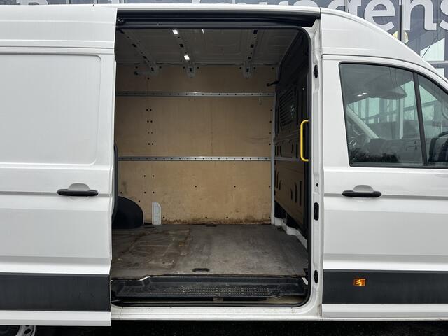 Volkswagen CRAFTER 35 2.0 TDI L3H3 Comfortline | NL-auto | Navi | Carplay | Stoelverw. | 3T trekhaak | PDC