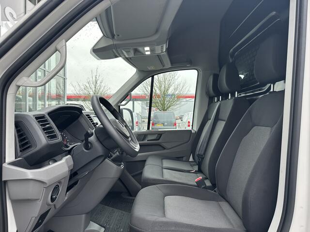 Volkswagen CRAFTER 35 2.0 TDI L3H3 Comfortline | NL-auto | Navi | Carplay | Stoelverw. | 3T trekhaak | PDC