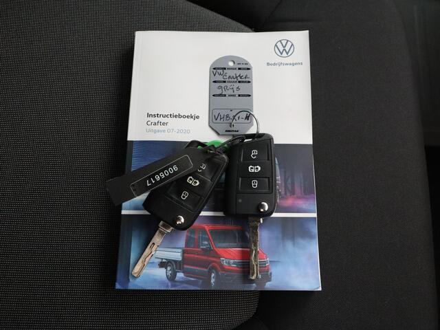 Volkswagen CRAFTER 2.0TDI 140PK L3H2 Highline | Navigatie | Camera | Betimmering | Airco | Cruise