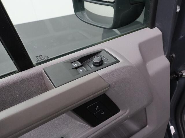 Volkswagen CRAFTER 2.0TDI 140PK L3H2 Highline | Navigatie | Camera | Cruise | Betimmering | Airco