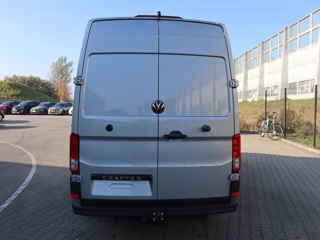 Volkswagen CRAFTER Bedrijfswagens Trendline 2.0 TDI L3H3 (140 pk) 103 kW pk 6 versn. | Middelhoog dak (h3) | App-connect | Comfort bestuurdersstoel | Licht- en regensensor | Stoelbekleding kunstleder "mesh" |