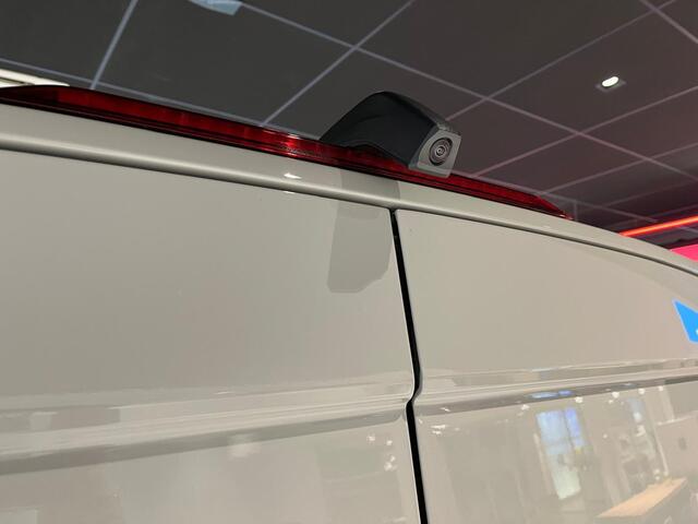 Volkswagen CRAFTER Bedrijfswagens 35 2.0 TDI L3H2 Highline 140 pk 103 kW 8 versn DSG | BPM vrij | Bijrijdersbank inclusief opbergvak | Cruise control inclusief snelheidsbegrenzer | App-connect | Led-laadruimteverlichting |