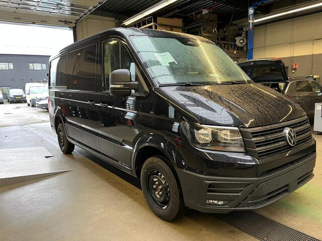 Volkswagen CRAFTER Bedrijfswagens 2.0 30 TDI L3H2 Highline 103kW 140pk 8 vers auto | BPM vrij | Interieur Pakket: Navigatie- en multimediapakket | Trekhaak met vaste kogel (inclusief aanhangwagenstabilisator) | Bijrijdersbank inclusief opbergvak | Navigatiesysteem Discover 