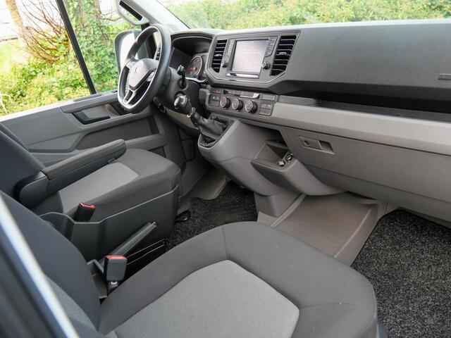 Volkswagen CRAFTER 35 2.0 TDI 141PK L3H3 | CAMERA | APPLE CARPLAY / ANDROID AUTO |