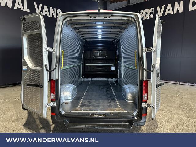 Volkswagen CRAFTER 2.0 TDI 141pk **BPM VRIJ voor de Ondernemer** L4H3 L3H2 Euro6 Airco | Camera Apple Carplay, Android Auto, Parkeersensoren, Bijrijdersbank, 3000kg Trekvermogen