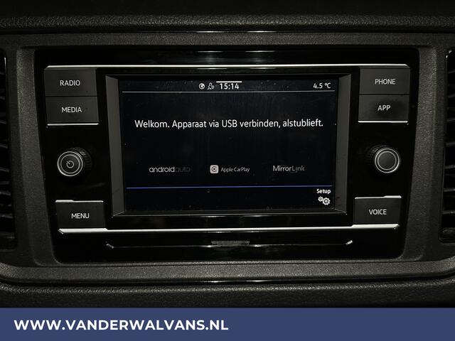 Volkswagen CRAFTER 2.0 TDI 141pk **BPM VRIJ voor de Ondernemer** L3H3 L2H2 Euro6 Airco | Camera | Cruisecontrol Apple Carplay, Android Auto, Chauffeursstoel, Parkeersensoren, Bijrijdersbank, 3000kg Trekvermogen