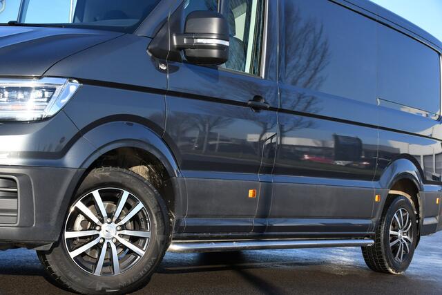 Volkswagen CRAFTER 35 2.0 TDI L3H2 Highline Camera, Cruise, Sensoren, Automaat, Carplay, Automaat, 177PK, LED, Stoelverwarming, Standkachel, UNIEK!