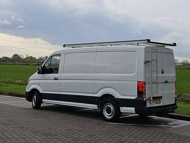 Volkswagen CRAFTER 35 2.0 TDI L3H2 airco, imperiaal, trap, trekhaak, pdc, 177Pk, NAP, Euro6!
