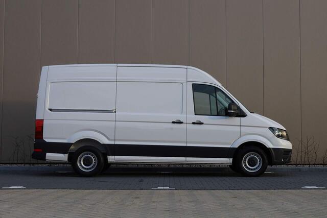 Volkswagen CRAFTER 30 2.0 TDI 140PK L3H3 Comfortline | 3-zits | Parkeersensoren voor/achter | Apple Carplay / Android Auto | Verwarmbare voorruit