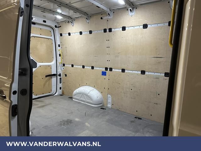 Volkswagen CRAFTER 2.0 TDI 141pk **BPM VRIJ voor de Ondernemer** L3H2 Euro6 Airco | Camera | Apple Carplay Android Auto, Bijrijdersbank
