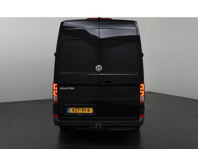 Volkswagen CRAFTER 30 2.0 TDI | 140 PK | L3 H2 | Comfortline | Cruise Control | Navigatie | Airco | Achteruitrijcamera | Sidebars