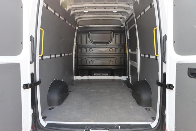 Volkswagen CRAFTER 35 2.0 TDI L3H3 Comfortline 140pk