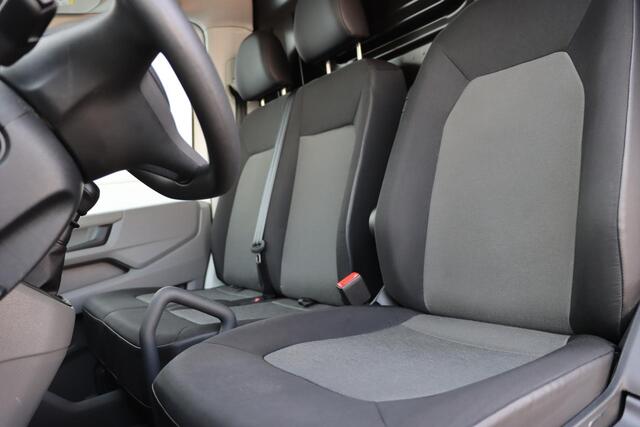 Volkswagen CRAFTER 35 2.0 TDI L3H3 Comfortline 140pk